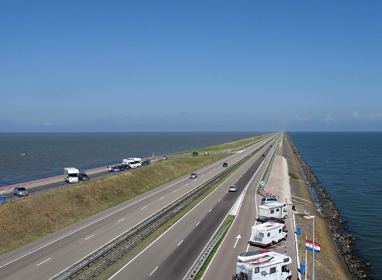 Picture of Dutch water barrier courtesy Netherlands tourism.